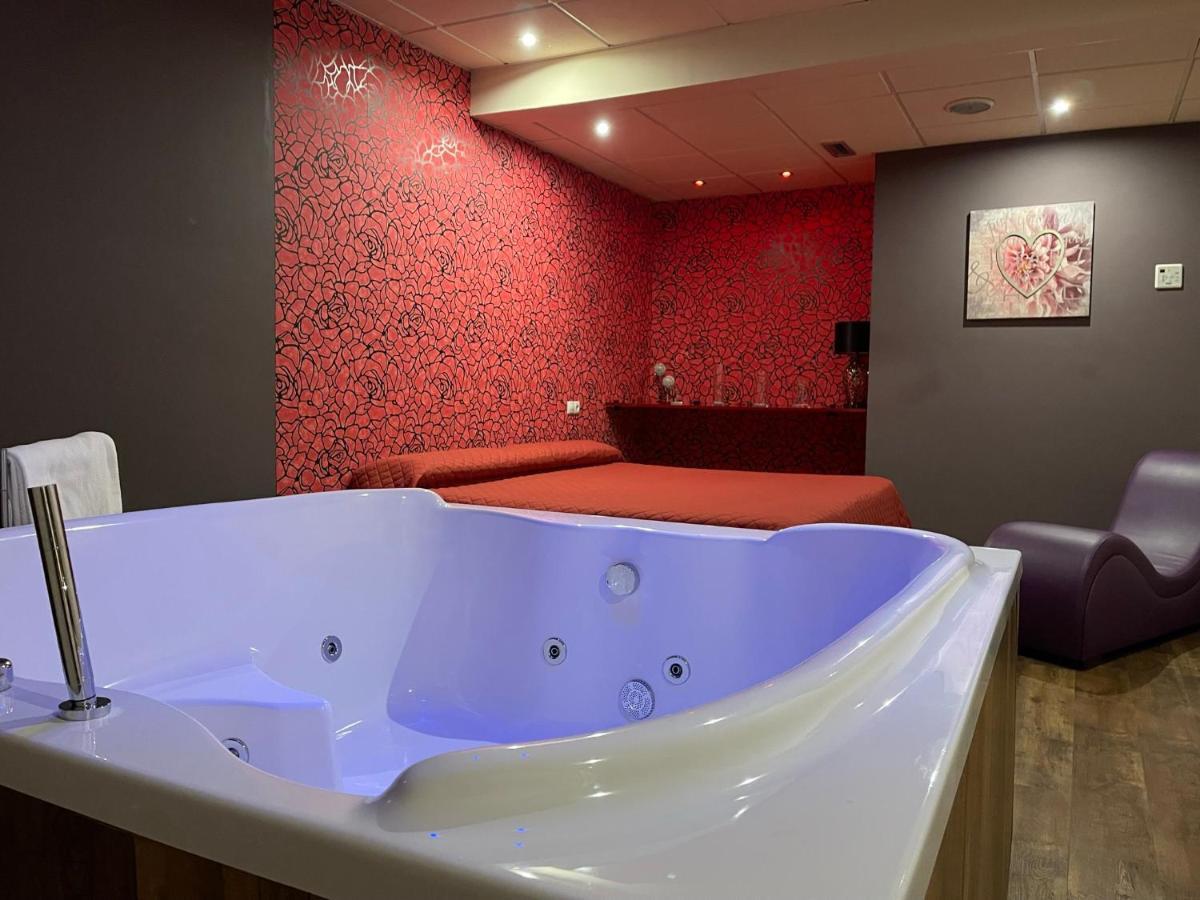 Motel Los Abedules Oviedo Kültér fotó