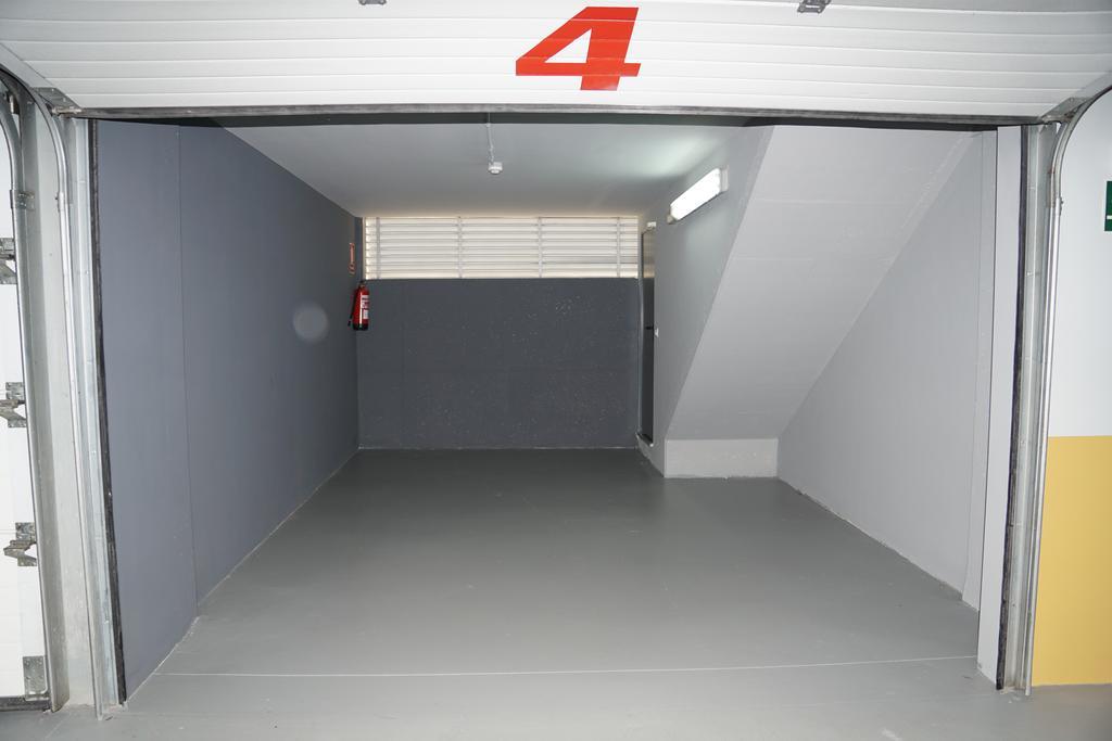 Motel Los Abedules Oviedo Kültér fotó